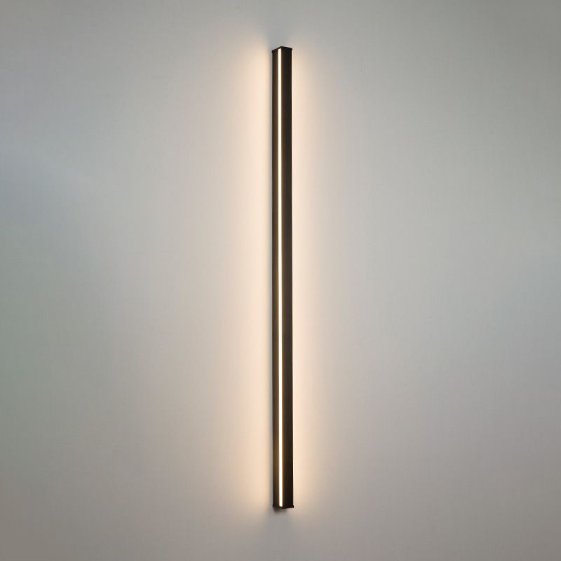 Slim Modern LED Wall Light Fixture