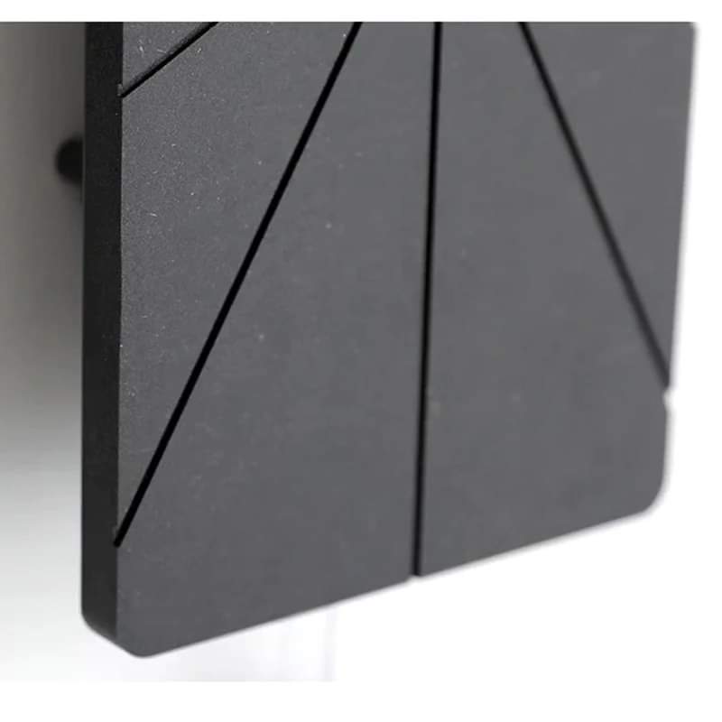Minimalist Decorative Wall Clock