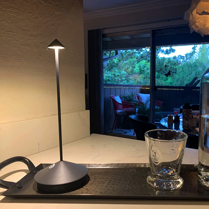 Portable LED Desk Light - Adjustable