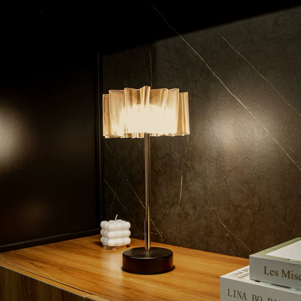 Folded Metal Rechargeable Desk Lamp