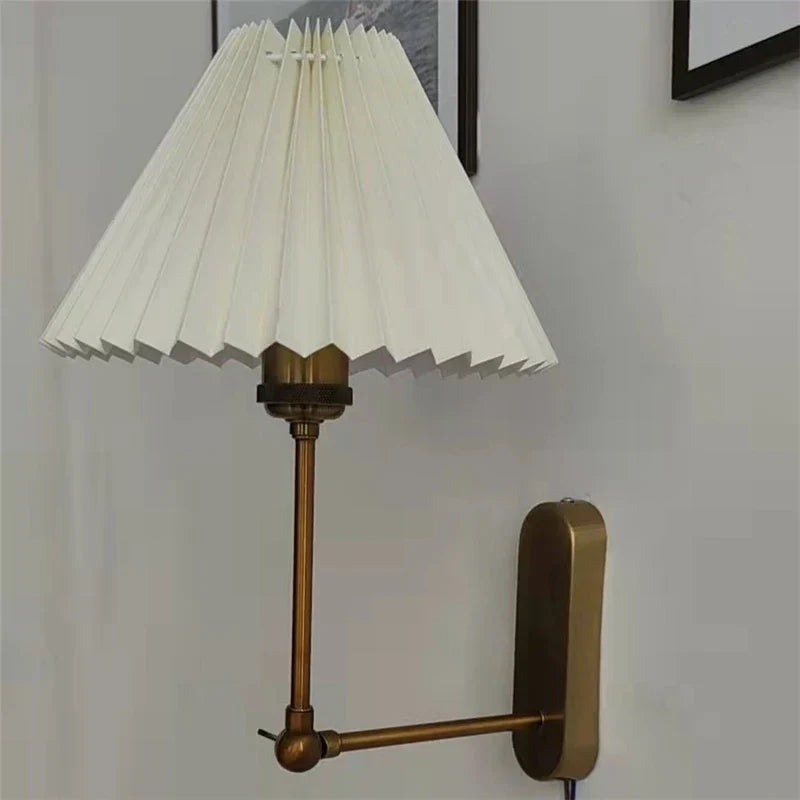 Stylish Adjustable Wall Light – LED Foldable Lampshade