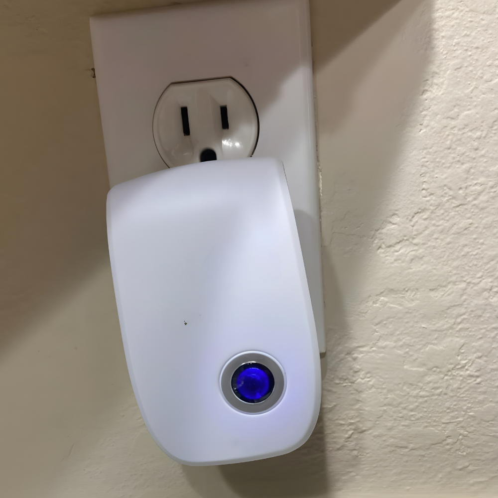 Electronic Pest Control Plug In Repeller Device