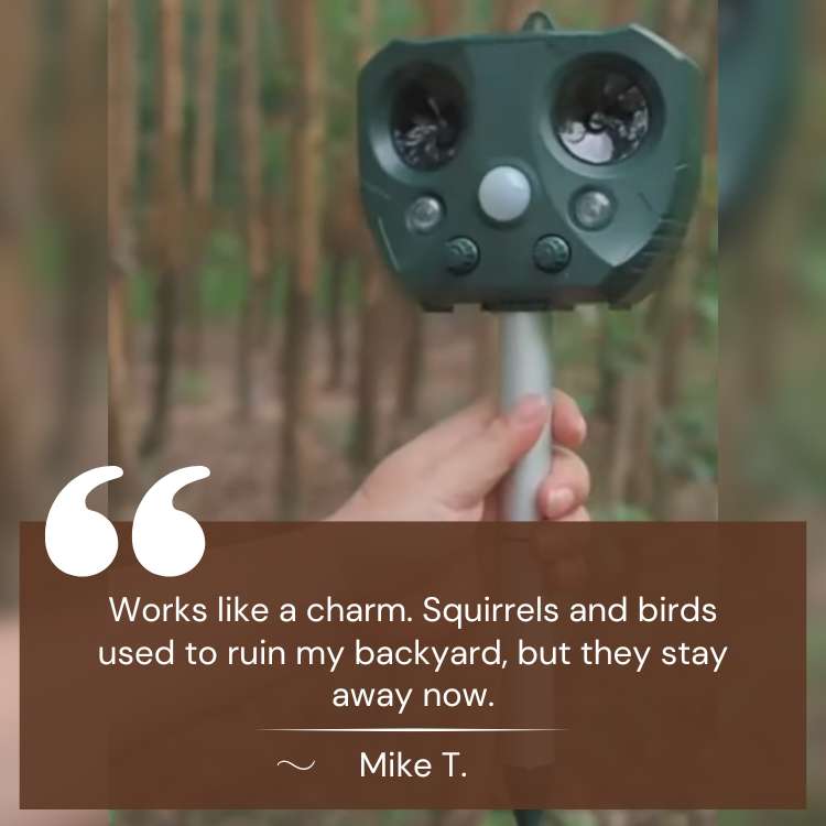 Outdoor Pest Repeller Device for Garden and Yard Protection