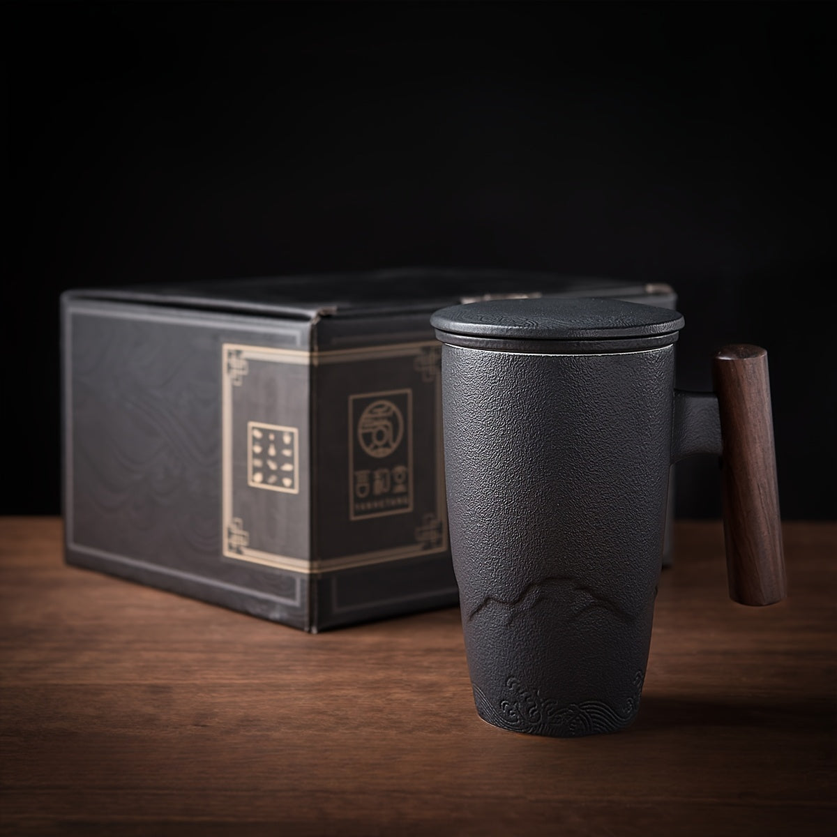 Vintage Tea Infuser Mug with Wooden Grip
