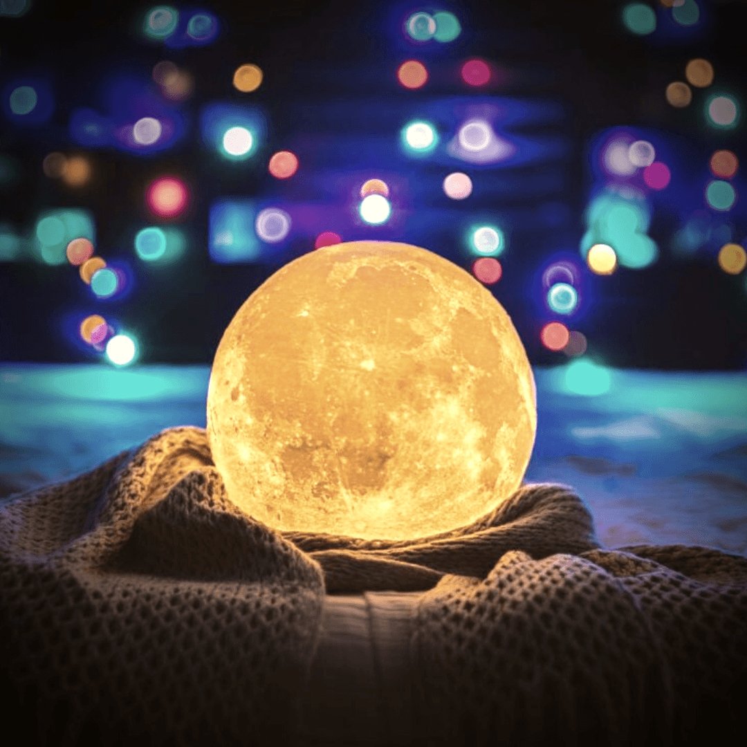 Glowing Moon Night Lamp - Portable - USB Rechargeable