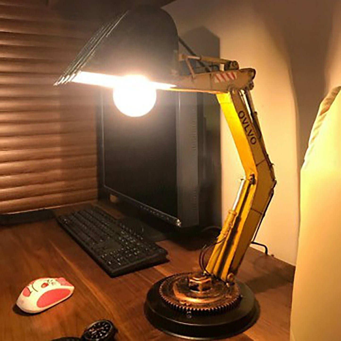 Industrial Style Construction Lamp - Cofik