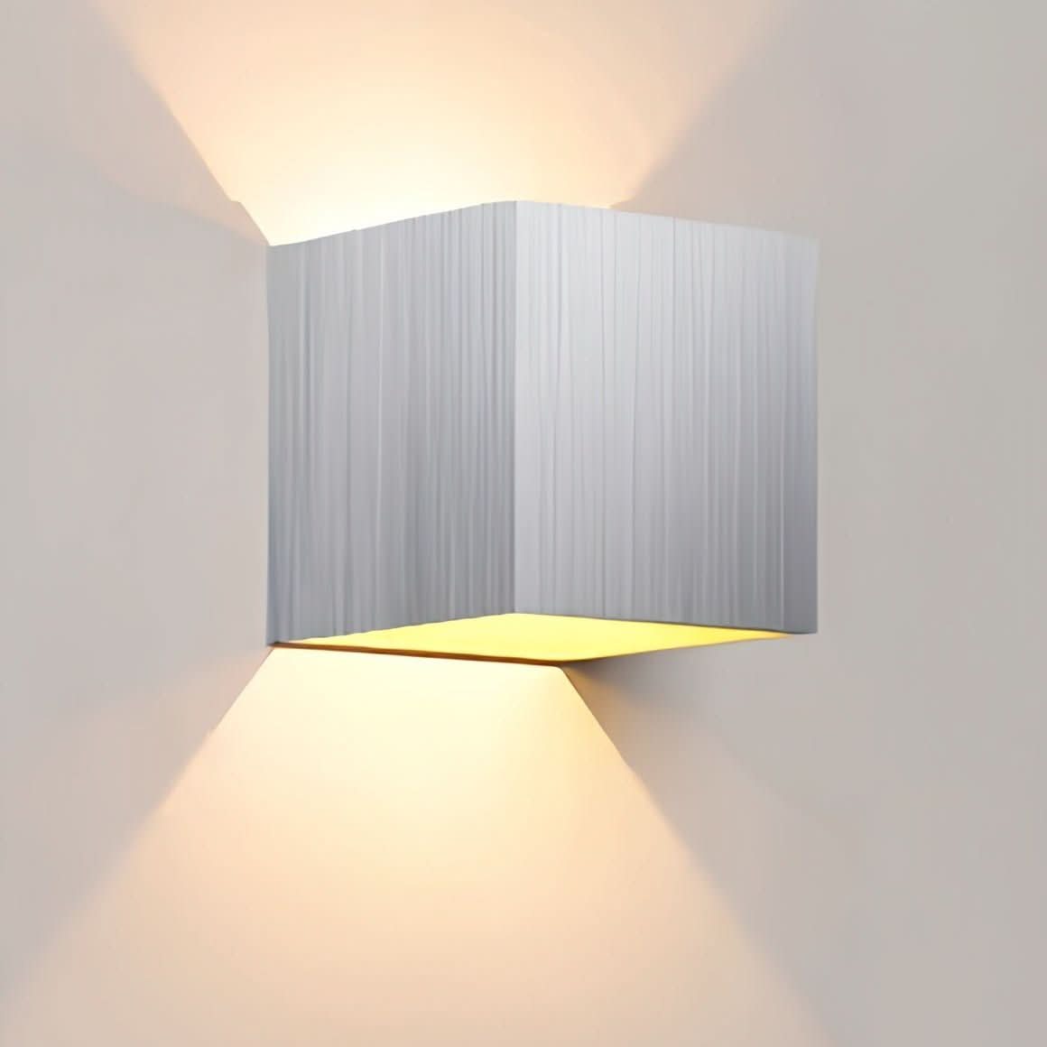 Weatherproof LED Outdoor Wall Lamp