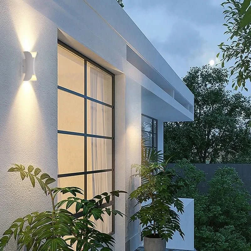 Outdoor Waterproof Wall Lamp IP65 Rated - Cofik