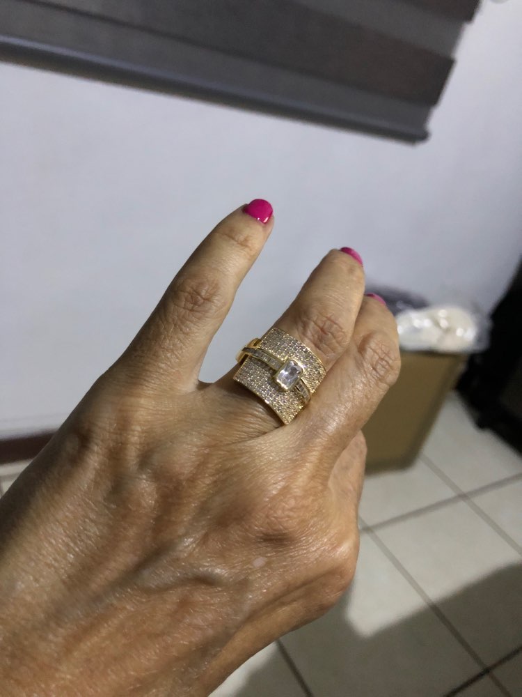 Elegant Gold Stacking Ring for Women