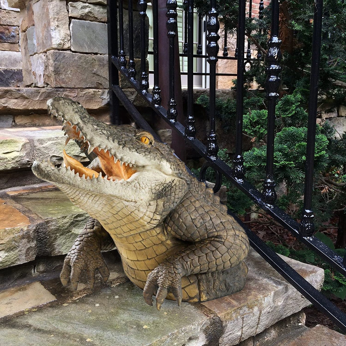 Realistic Alligator Garden Statue