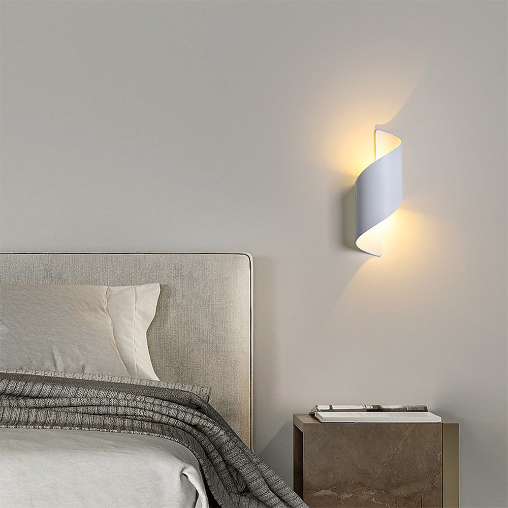 Sleek Metal LED Wall Light
