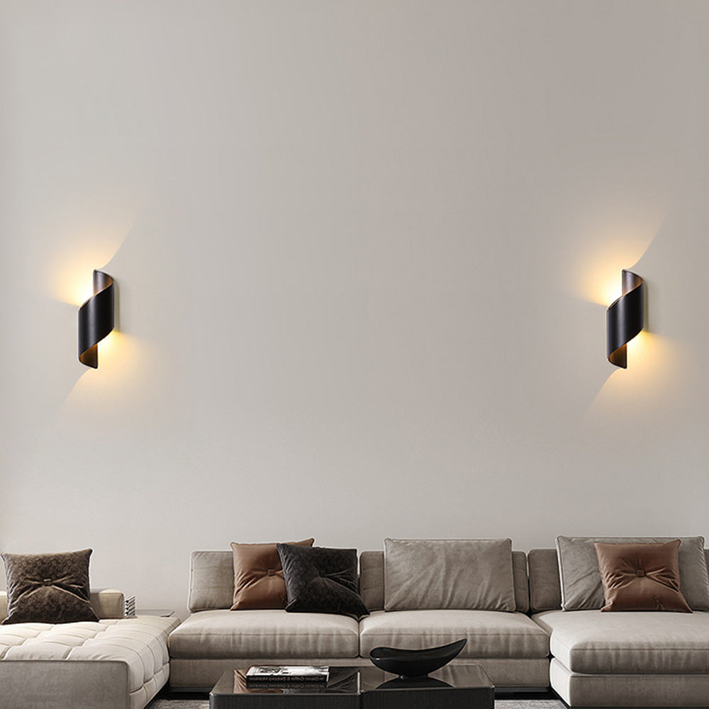 Sleek Metal LED Wall Light