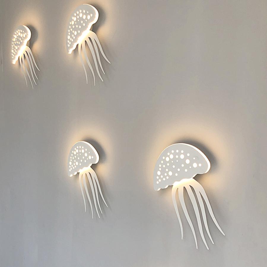 Stylish 1-Light LED Jellyfish Wall Lamp