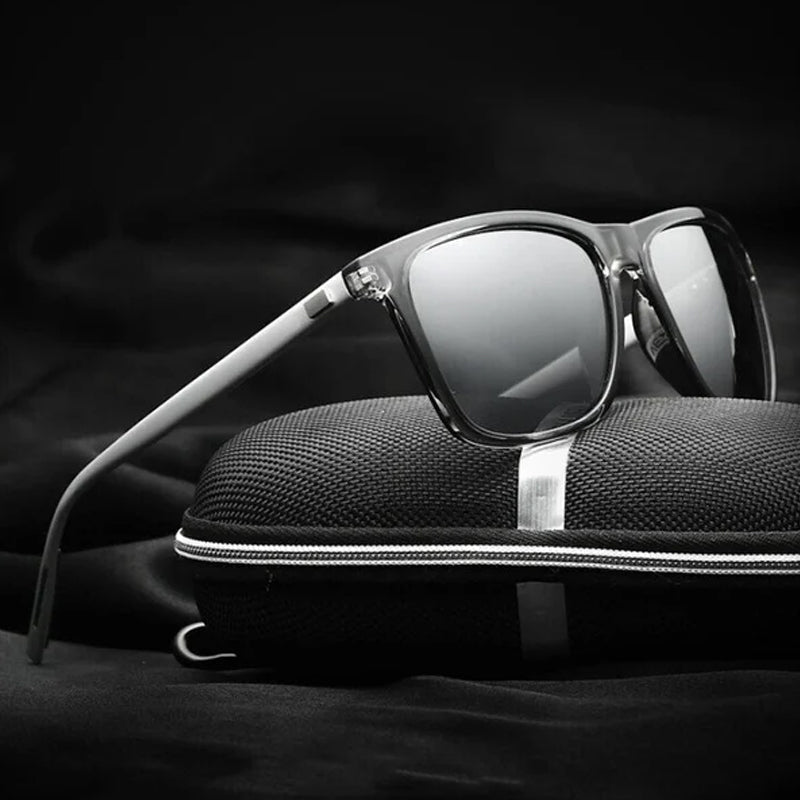 Lightweight Polarized Shades with Metal Frame