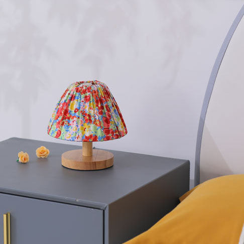 Simple Elegant Metal Floral Desk Lamp