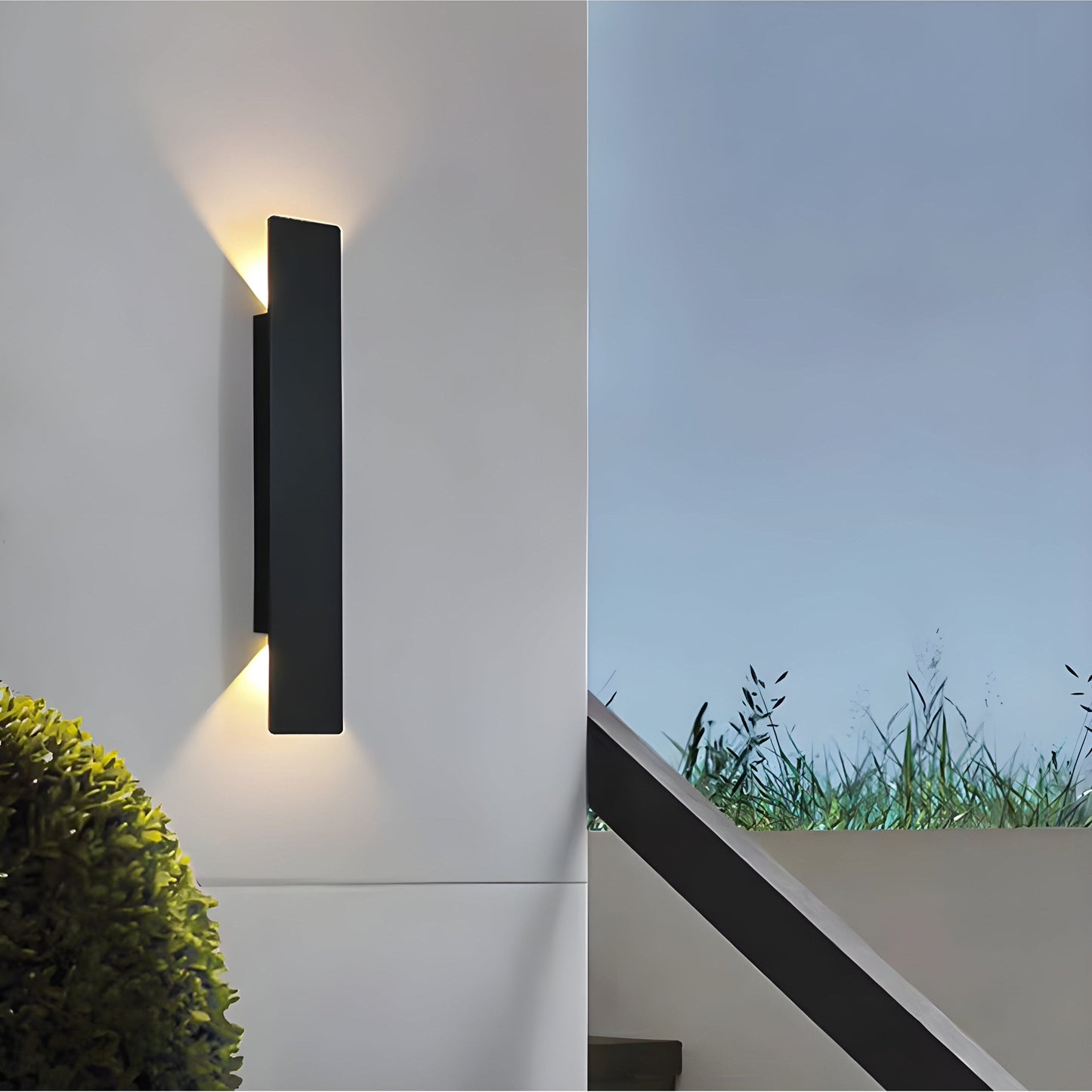 Outdoor LED Wall Light Fixture