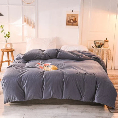 Soft Plush Duvet Cover for Comfortable Sleep