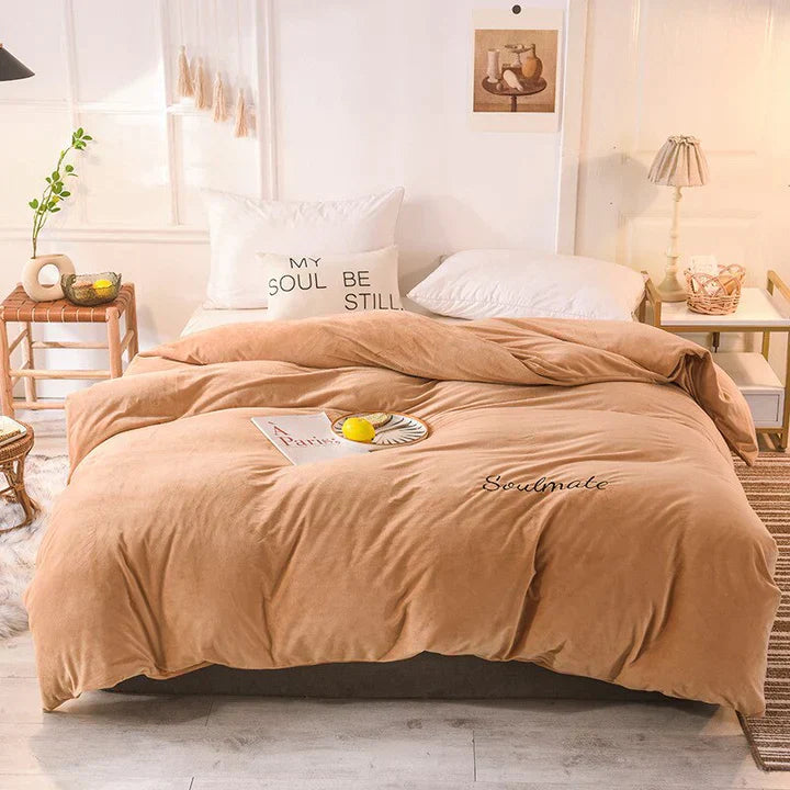 Soft Plush Duvet Cover for Comfortable Sleep