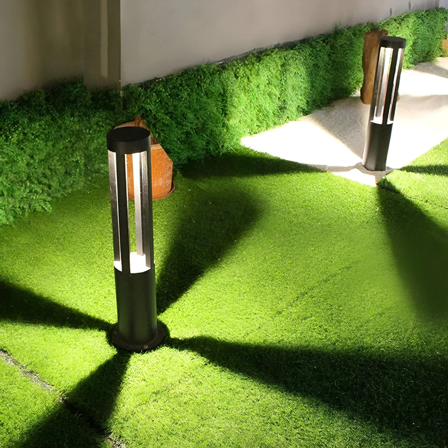 Rustic Outdoor LED Garden Light