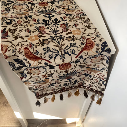 Classic Floral Pattern Table Runner