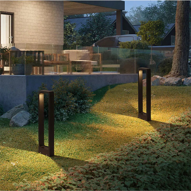 Stylish Dark Garden Pathway Light Noxord