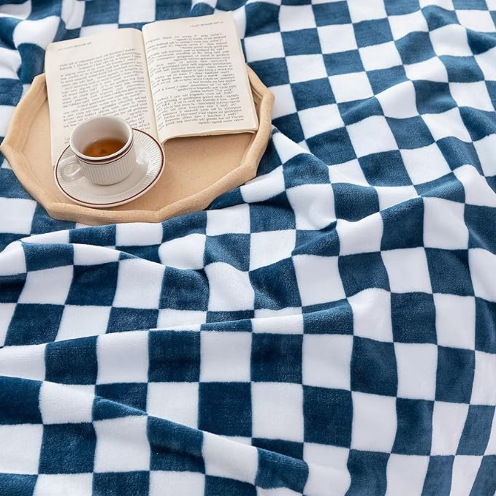 Cozy Plaid Throw Blanket for Home Decor