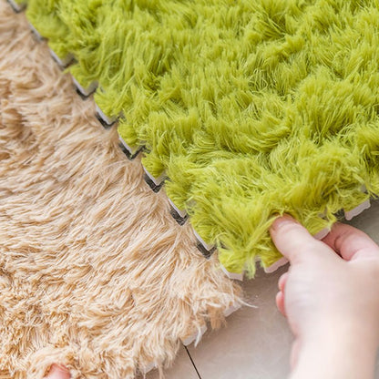 Soft Plush Bedroom Carpet Tiles Stain Resistant Squares