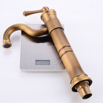 Stylish Single Handle Kitchen Faucet with Rotating Spout