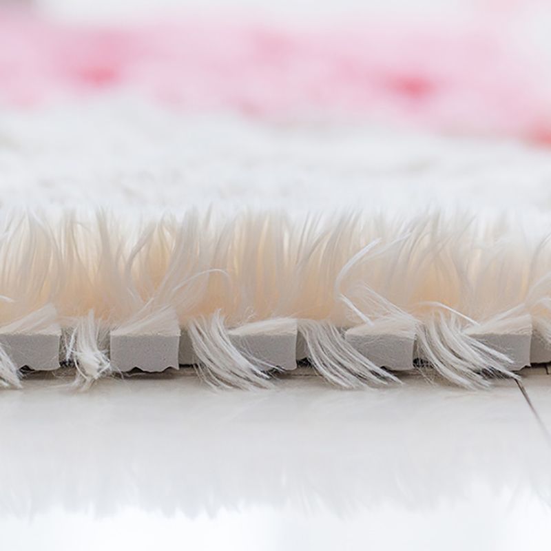 Soft Plush Bedroom Carpet Tiles Stain Resistant Squares