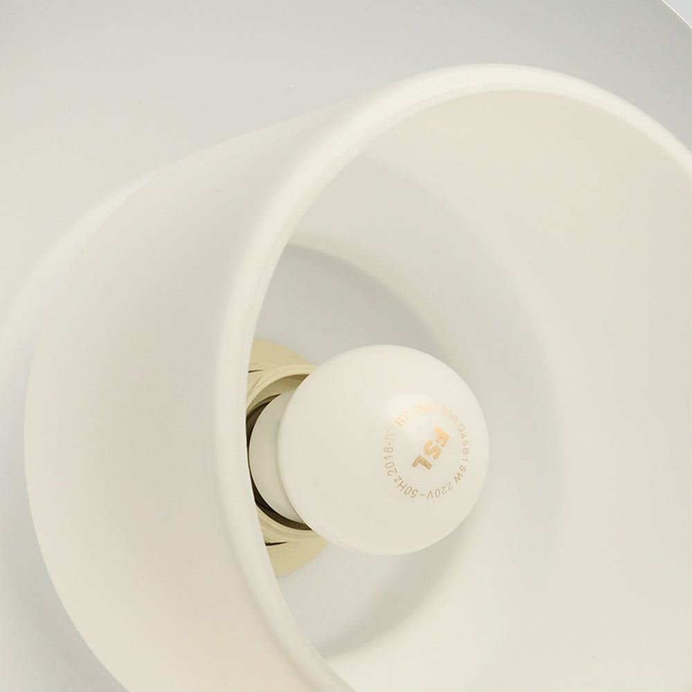 Sleek Metal Pendant Light for Kitchen Dining