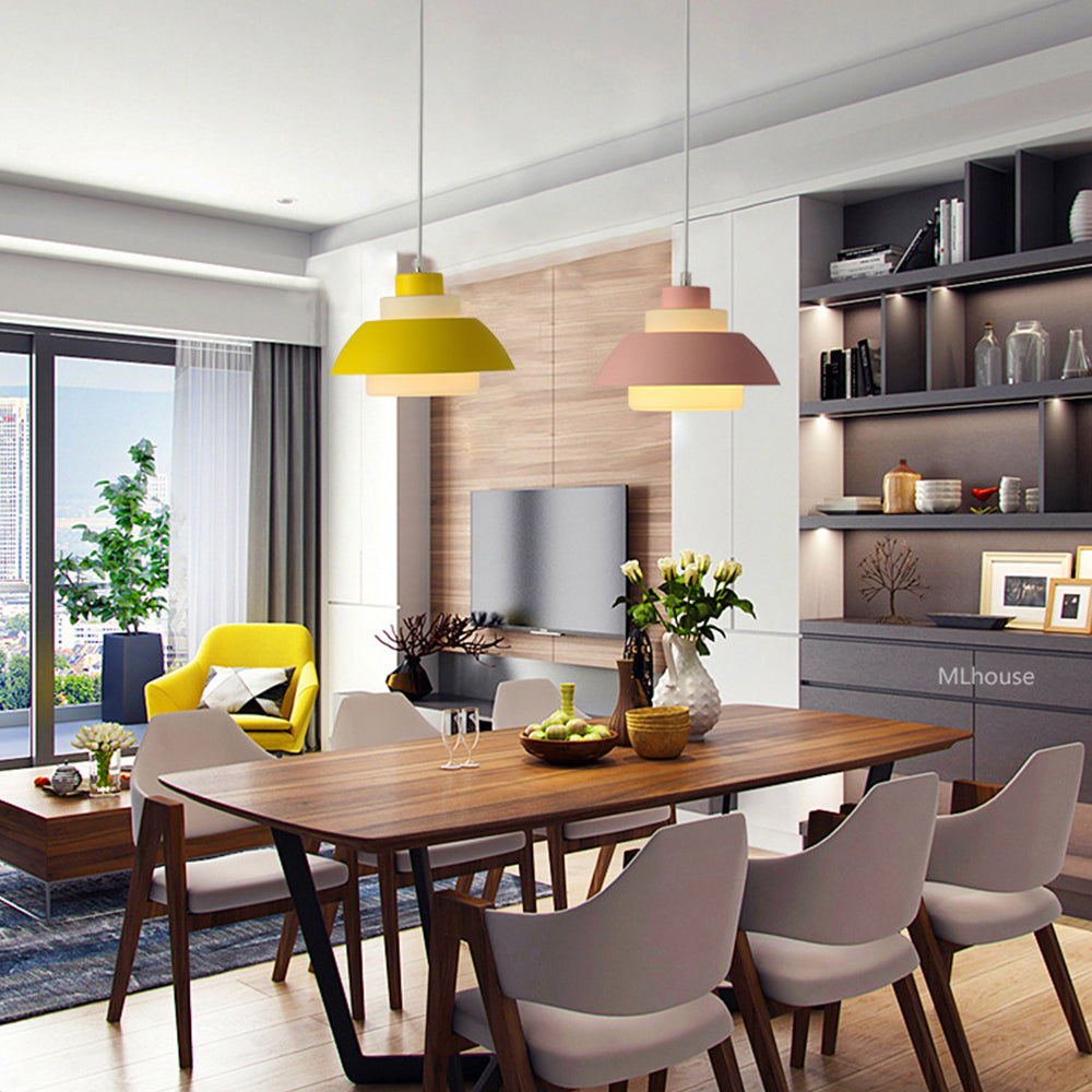 Sleek Metal Pendant Light for Kitchen Dining