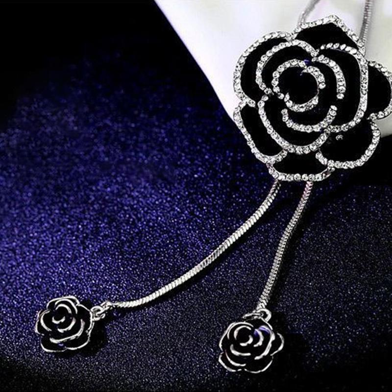Cozy Sweater Necklace for Ladies