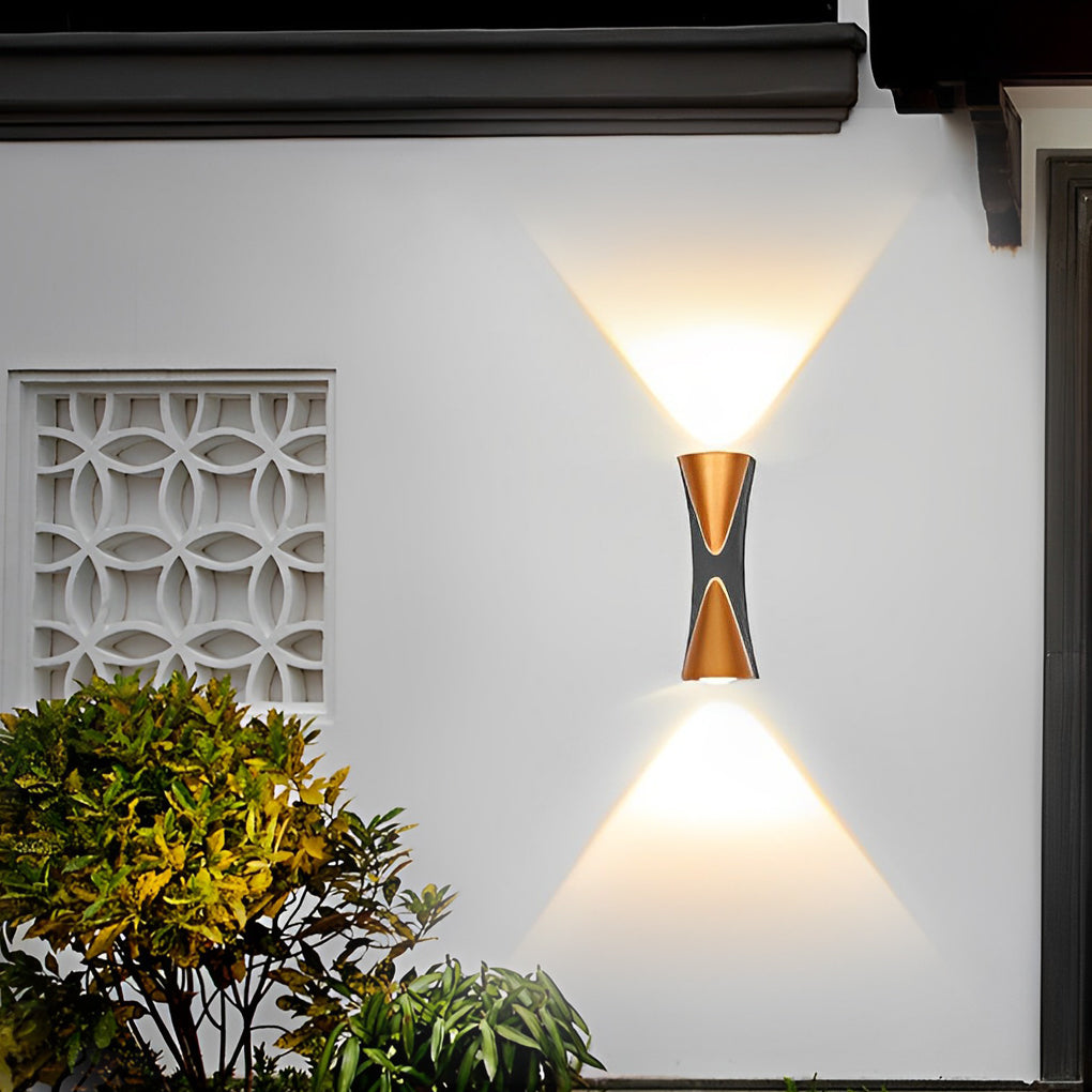 Bright Adjustable LED Outdoor Wall Light
