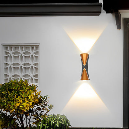 Bright Adjustable LED Outdoor Wall Light