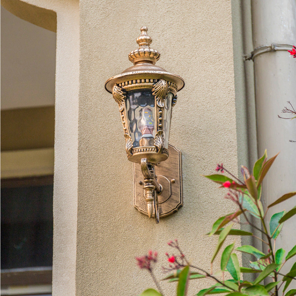 Classic Metal Exterior Wall Light