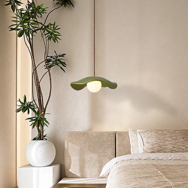 Elegant Natural Leaf Pendant Light
