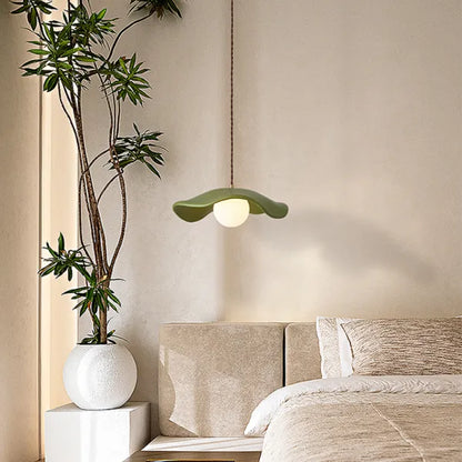 Elegant Natural Leaf Pendant Light