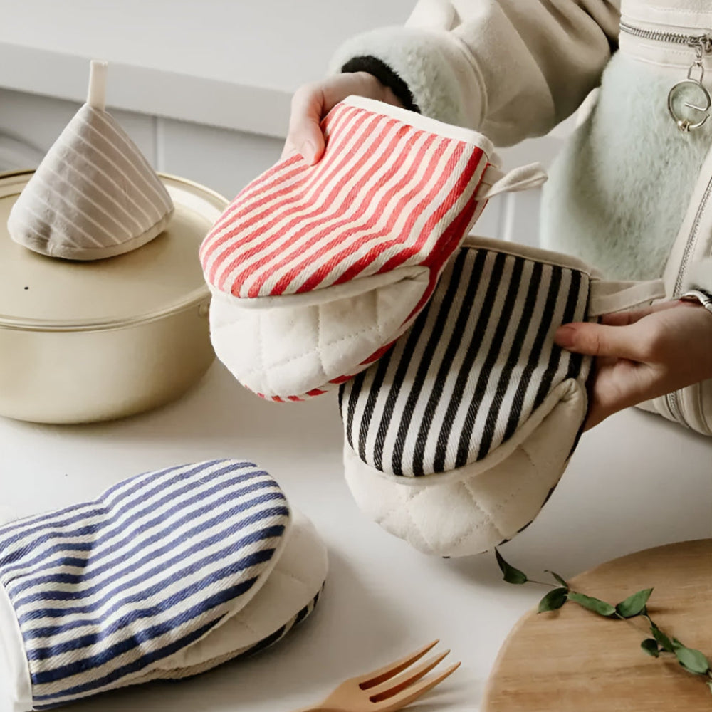 Durable Non-Stick Cooking Oven Mitts