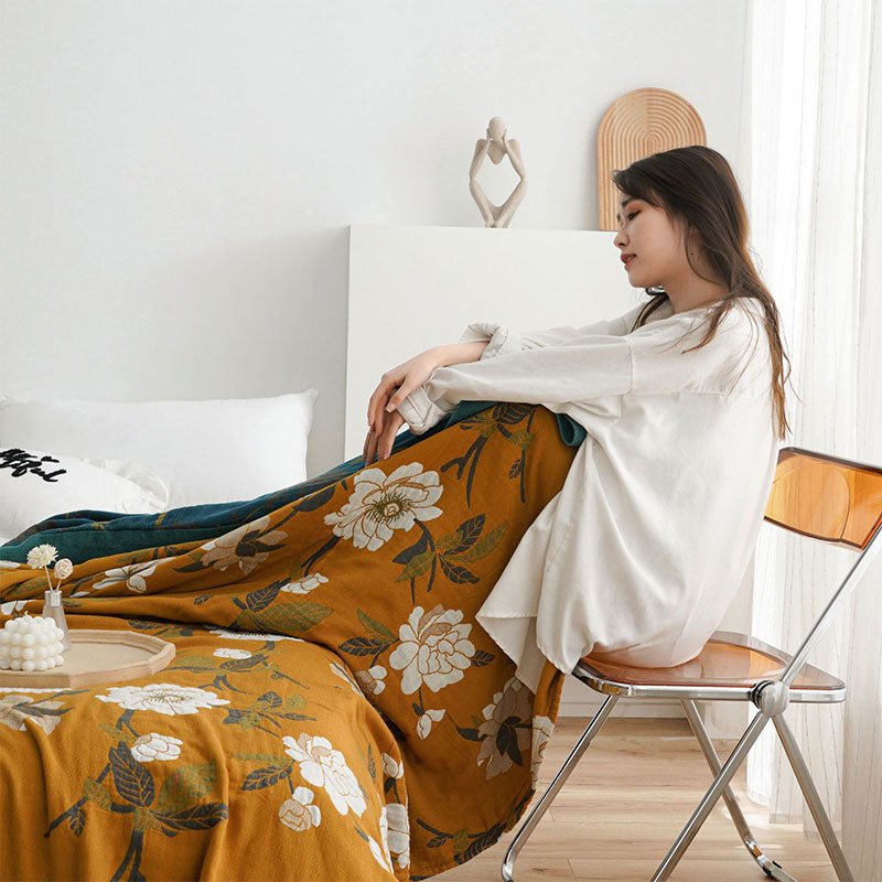 Comfy Vintage Floral Reversible Quilt