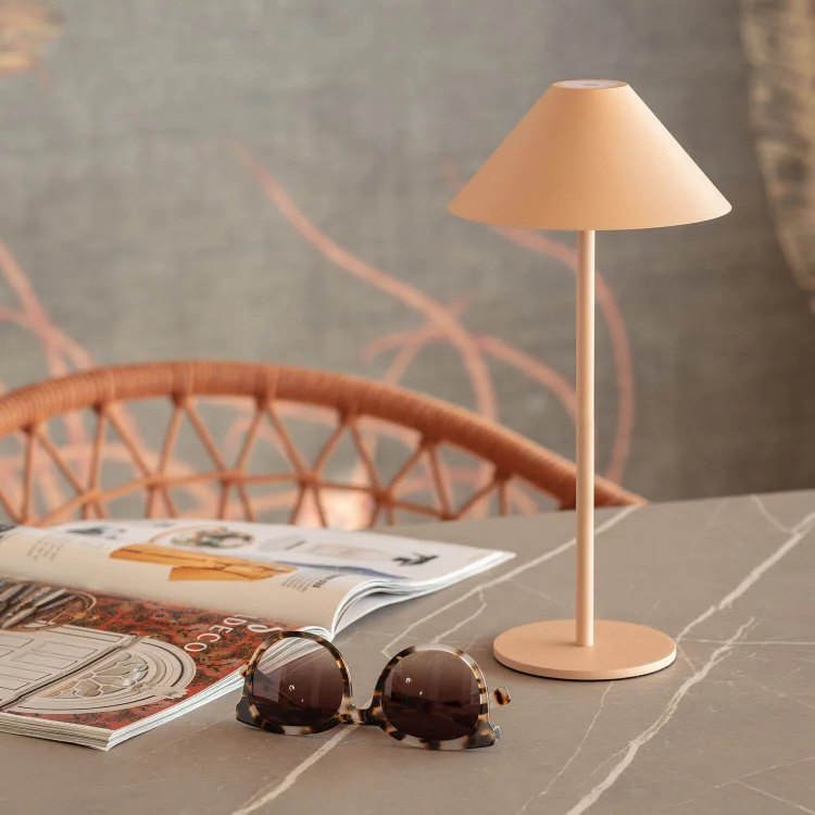 Calm Cone Table Lamp