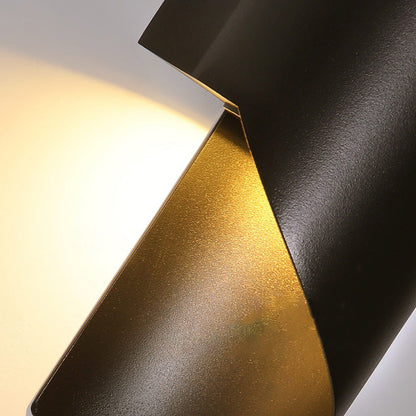 Sleek Metal LED Wall Light
