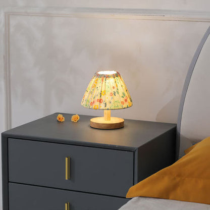 Simple Elegant Metal Floral Desk Lamp