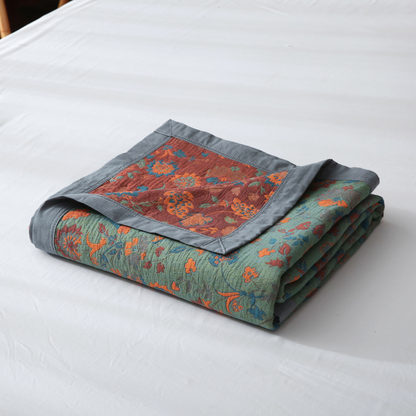 Classic Floral Throw Blanket – Vintage Style