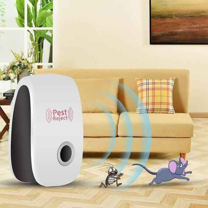 Plug in Bug Repellent Device for Home Use
