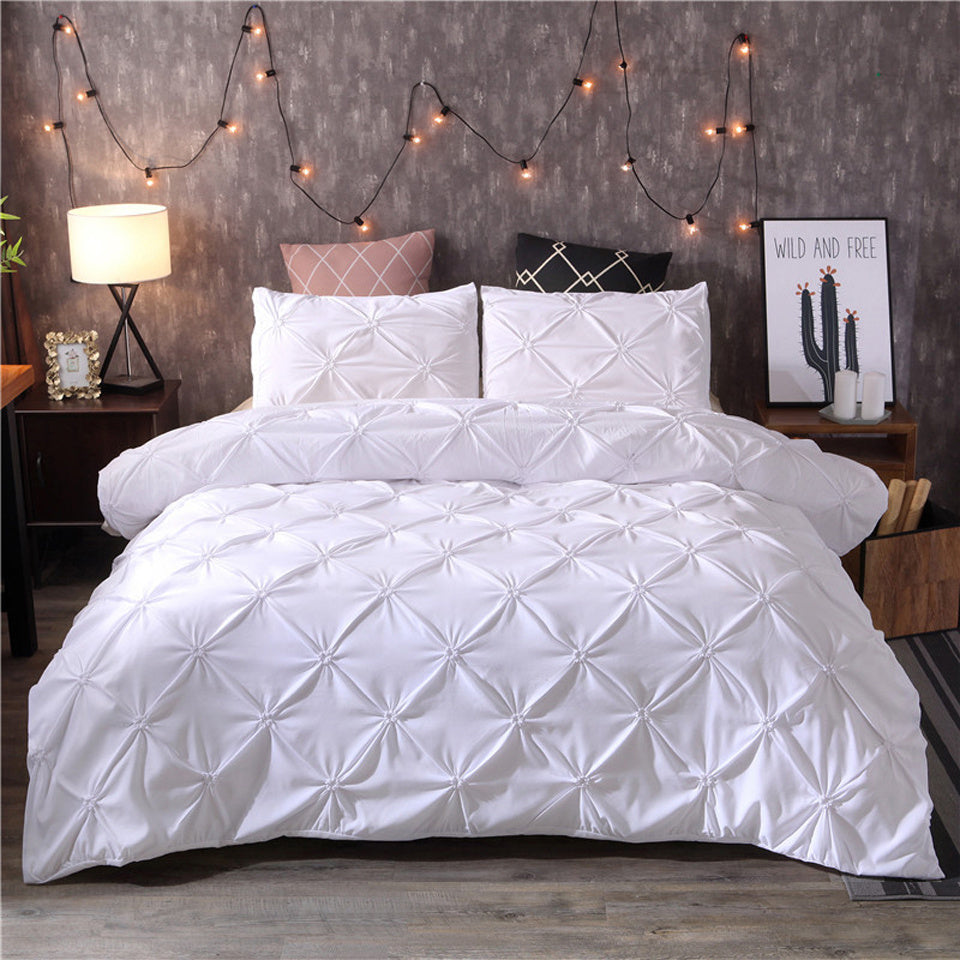 Soft Microfiber Bedding Set for Master Bedrooms
