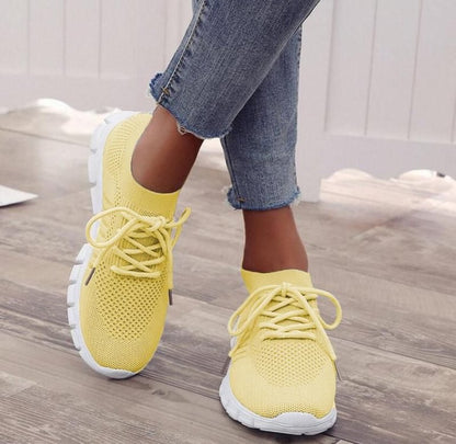 Fashionable Men's Sneakers for Sports and Daily Wear
