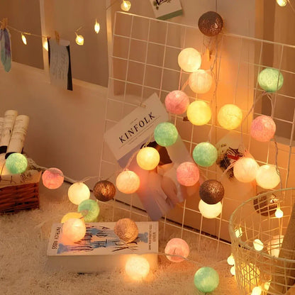 Fluffy White Decorative String - Cofik