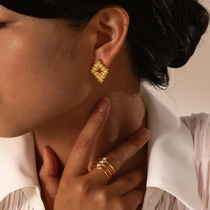 Luxurious 18k Gold Triple Layer Diamond Ring
