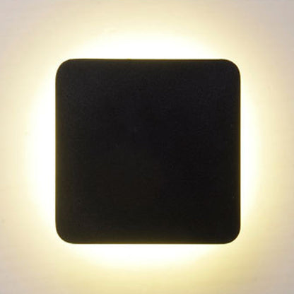 Sleek Black LED Wall Light Modern Aluminum Sconce