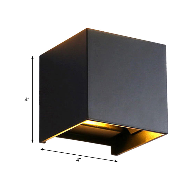Modern Metal LED Outdoor Wall Light